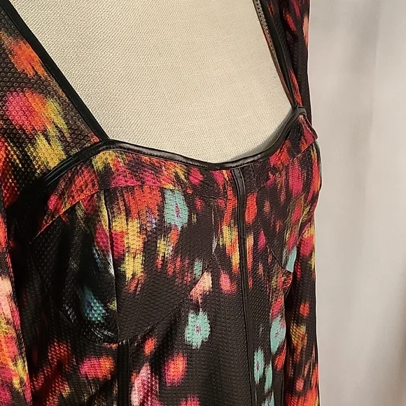 Guess Floral Mini Dress w/Leather Trim - Picture 4 of 10